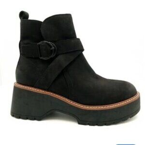 Blondo Giovani lack Suede Waterproof Boots Size 8.5